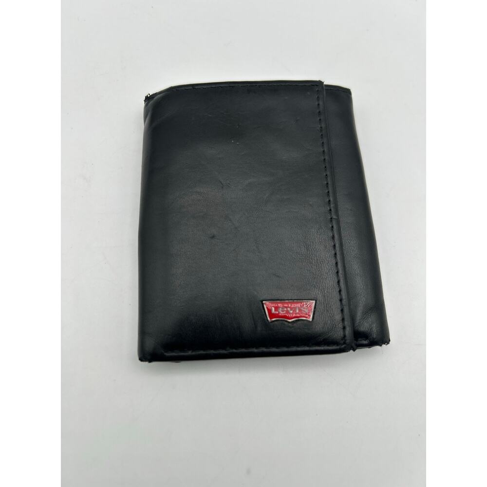 Levi’s Black Trifold Wallet Red Tab ID Window Classic Mens Wallet Leather